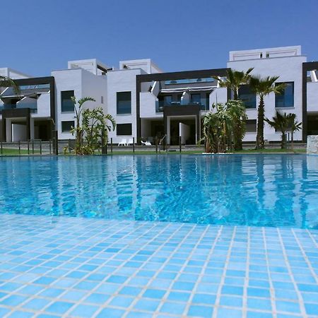 Oasis Beach IX Торевьиа Экстерьер фото