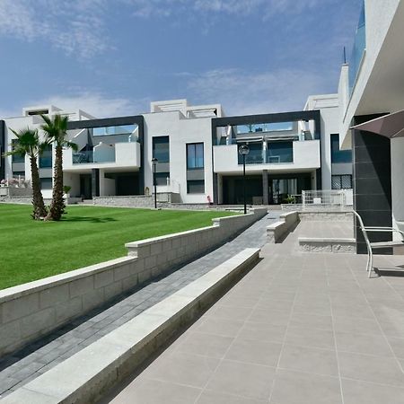 Oasis Beach IX Торевьиа Экстерьер фото